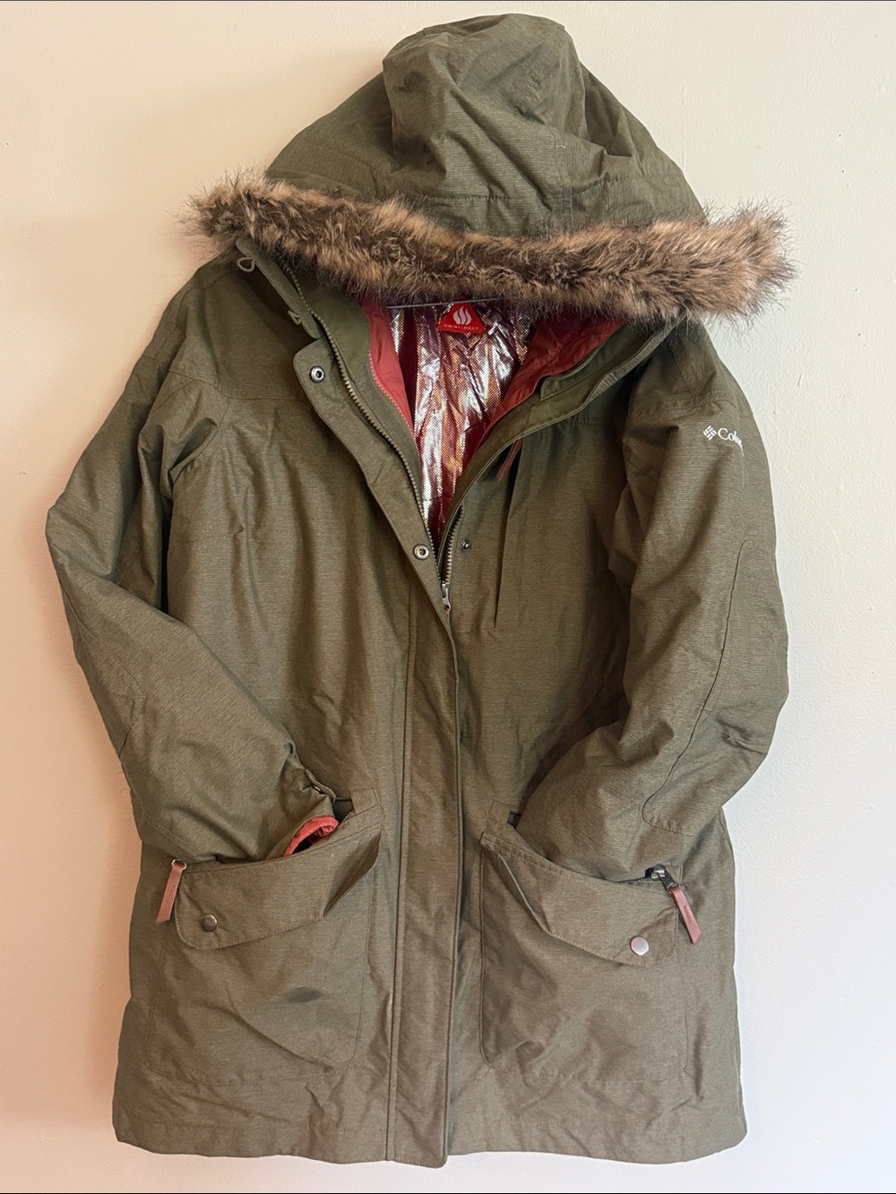 Columbia Women's Carson Pass Interchange 3-in-1 Jacket. Peat shell + Beat inner